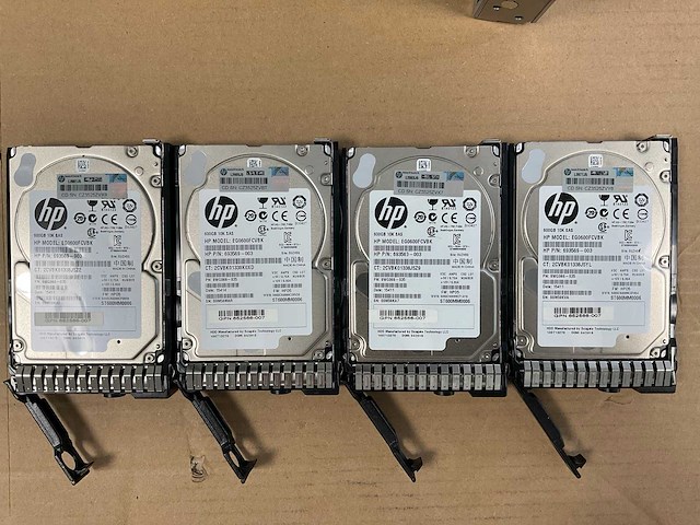 Hp (proliant ml350p gen 8) - 2x xeon(r) e5-2670 v2, 32 gb ram (4x8gb), 9.5 tb sas rack mount chassis - afbeelding 2 van  12