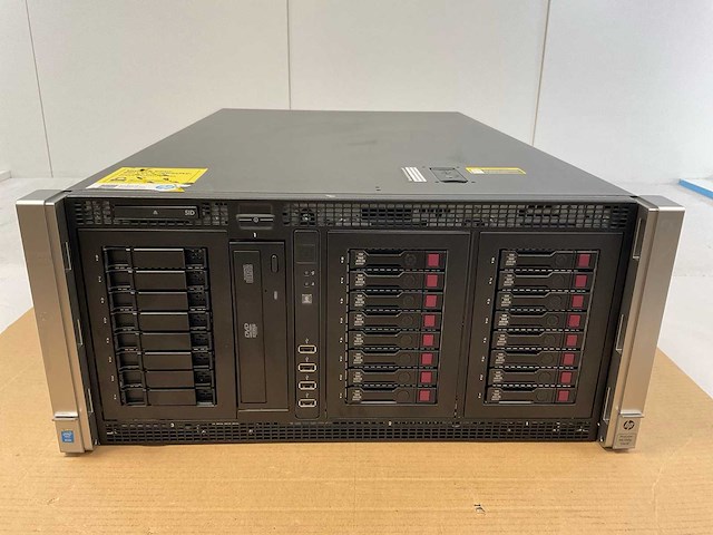 Hp (proliant ml350p gen 8) - 2x xeon(r) e5-2670 v2, 32 gb ram (4x8gb), 9.5 tb sas rack mount chassis - afbeelding 1 van  12