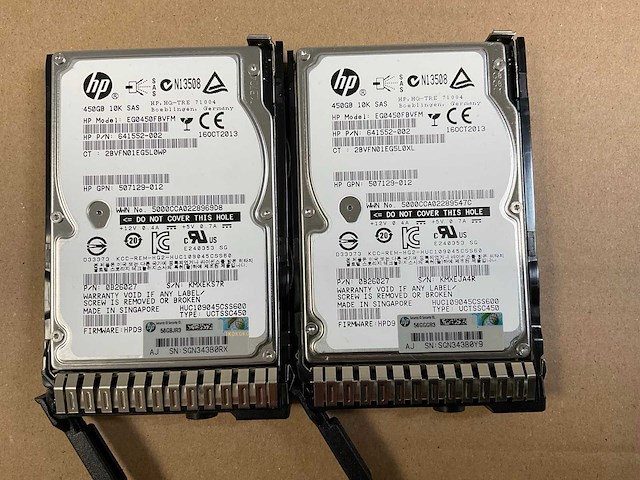 Hp proliant ml350p gen8, xeon(r) e5-2620, 8x 4 gb ram, 4x 450 gb sas(eg0450fbvfm) tower server - afbeelding 3 van  12