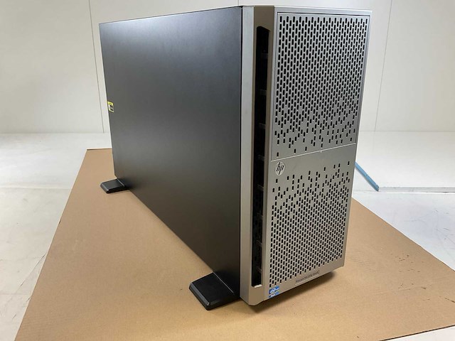 Hp proliant ml350p gen8, xeon(r) e5-2620, 8x 4 gb ram, 4x 450 gb sas(eg0450fbvfm) tower server - afbeelding 6 van  12