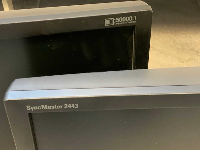 Hp, samsung partij diverse monitoren - afbeelding 5 van  9