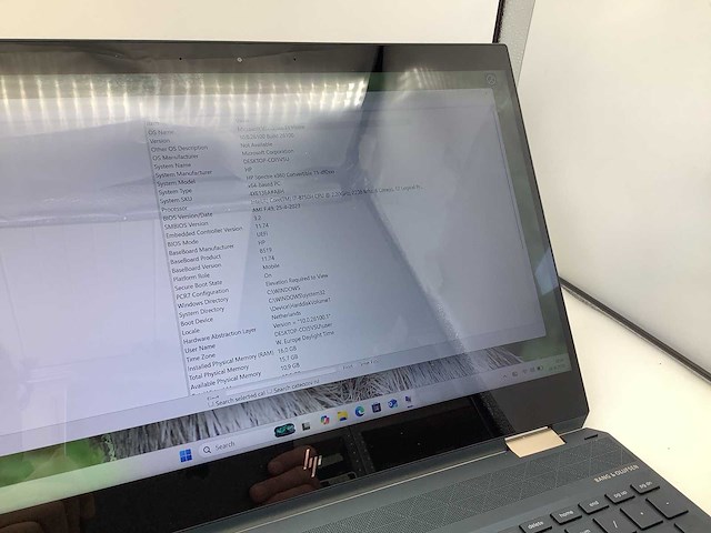 Hp spectre x360 convertible i7 cpu 16gb mem 2tb ssd gtx 1050 ti touch laptop - afbeelding 9 van  12