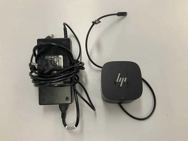 Hp thunderbolt dock 120w g2 & hp 180w adapter - afbeelding 1 van  4