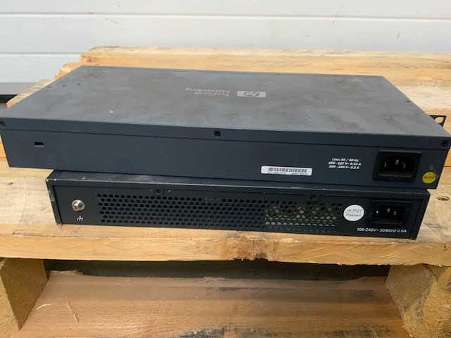 Hp & tp-link switch (2x) - afbeelding 3 van  3