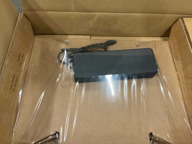 Hp usb-c universal dock 90w ac - afbeelding 3 van  5