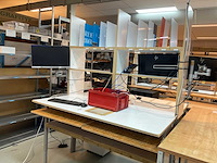 Hp werkplaatsmeubel met computers - afbeelding 4 van  10