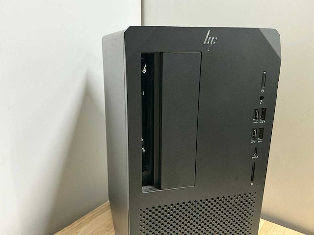 Hp z1 g8 tower workstation (i7gen11) desktop - afbeelding 2 van  5