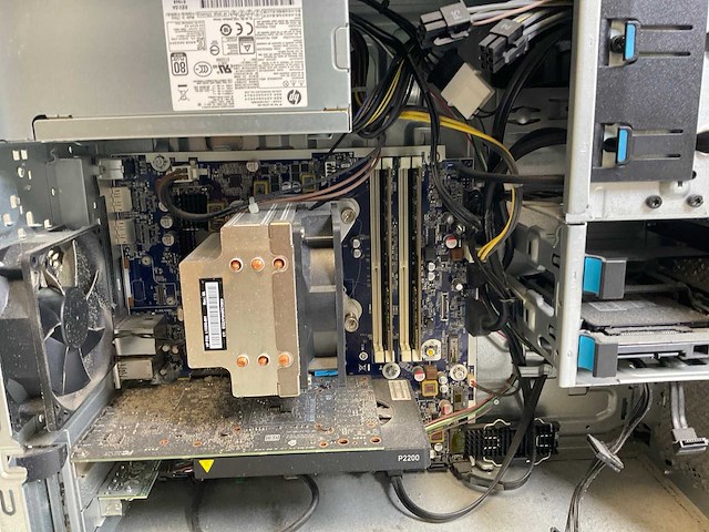 Hp z2 g4, core(tm) i7 8th gen, 16 gb ram (2x8gb), 512 gb nvme, nvidia quadro p2200 5 gb workstation - afbeelding 2 van  2