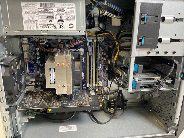 Hp z2 g4, core(tm) i7 8th gen, 16 gb ram (2x8gb), 512 gb nvme, nvidia quadro p2200 5 gb workstation - afbeelding 6 van  6