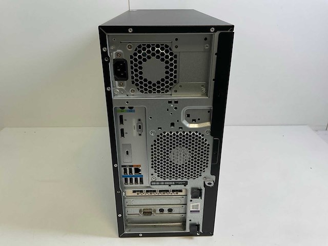 Hp z2 g4, core(tm) i7 8th gen, 16 gb ram (2x8gb), 512 gb nvme, nvidia quadro p2200 5 gb workstation - afbeelding 3 van  5