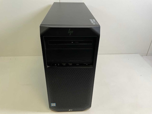 Hp z2 g4, core(tm) i7 8th gen, 16 gb ram (2x8gb), 512 gb nvme, nvidia quadro p2200 5 gb workstation - afbeelding 1 van  4