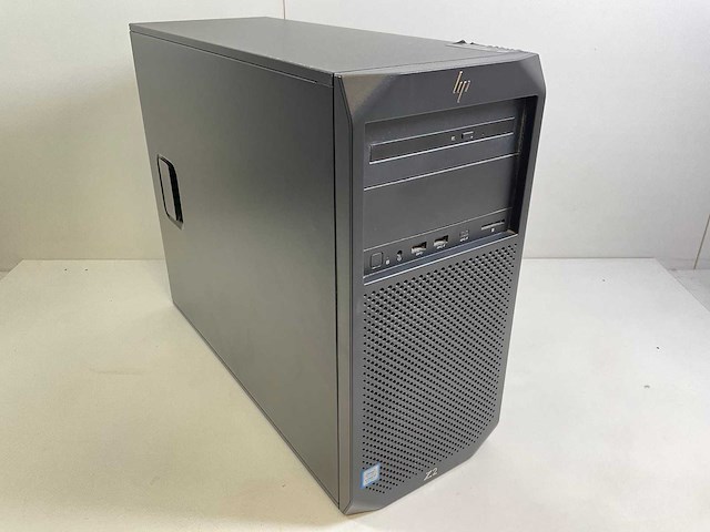 Hp z2 g4, core(tm) i7 8th gen, 16 gb ram (2x8gb), 512 gb nvme, nvidia quadro p2200 5 gb workstation - afbeelding 1 van  5