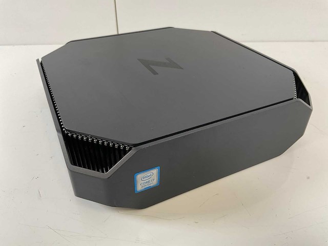 Hp z2 g4, core(tm) i7 8th gen, 32 gb ram (2x16gb), 512 gb nvme, nvidia quadro p1000 4 gb mini workstation - afbeelding 4 van  5