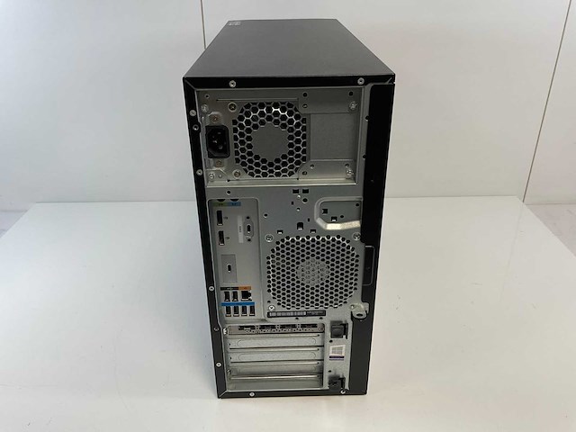 Hp z2 g4, core(tm) i7 8th gen, 32 gb ram, 512 gb ssd, nvidia quadro p4000 8 gb workstation - afbeelding 4 van  5