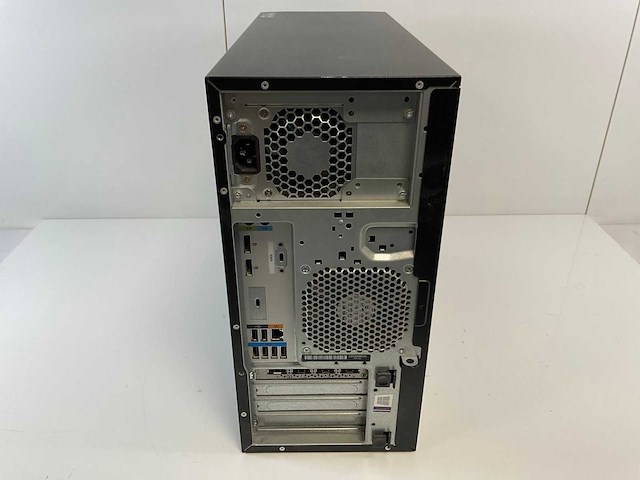 Hp z2 g4, core(tm) i7 8th gen, no ram, 512 gb ssd, nvidia quadro p4000 8 gb workstation - afbeelding 4 van  5