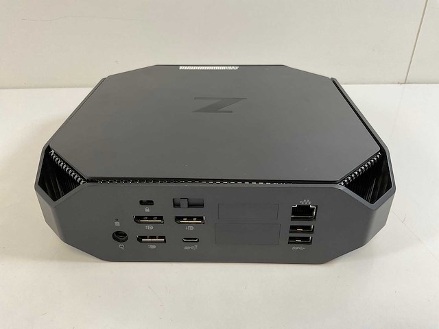 Hp z2 mini g4, core(tm) i7-8700, 32 gb ram(2x 16 gb), 512 gb nvme, nvidia quadro p1000 mobile 4gb workstation - afbeelding 1 van  1