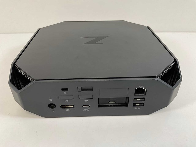 Hp z2 mini g4, xeon(r) e-2104g, 16 gb ram(2x 8gb), 512 gb nvme mini workstation - afbeelding 2 van  4