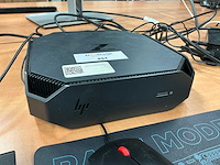 Hp z2 mini g5 desktop en monitor - afbeelding 3 van  7