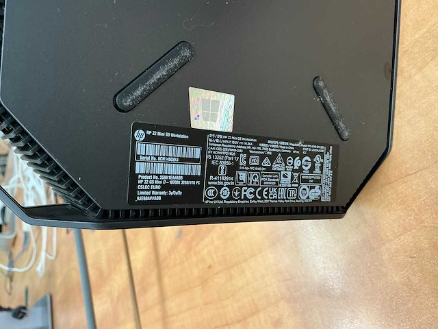 Hp z2 mini g5 desktop en monitor - afbeelding 9 van  9