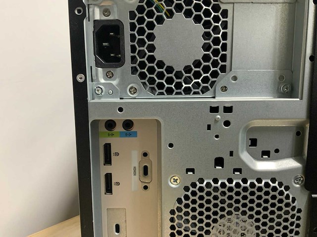 Hp z2 tower g4 workstation - afbeelding 6 van  7