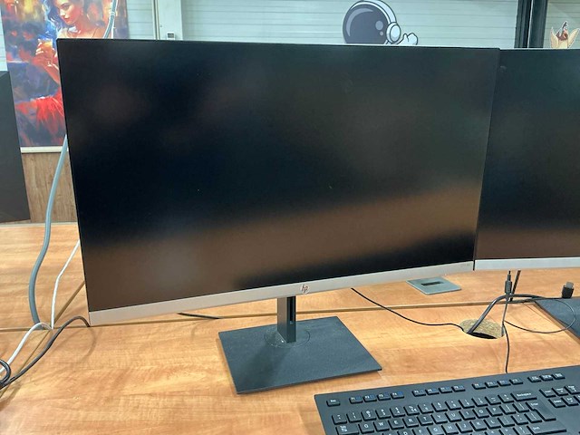 Hp z2 tower g5 desktop met monitors - afbeelding 2 van  7