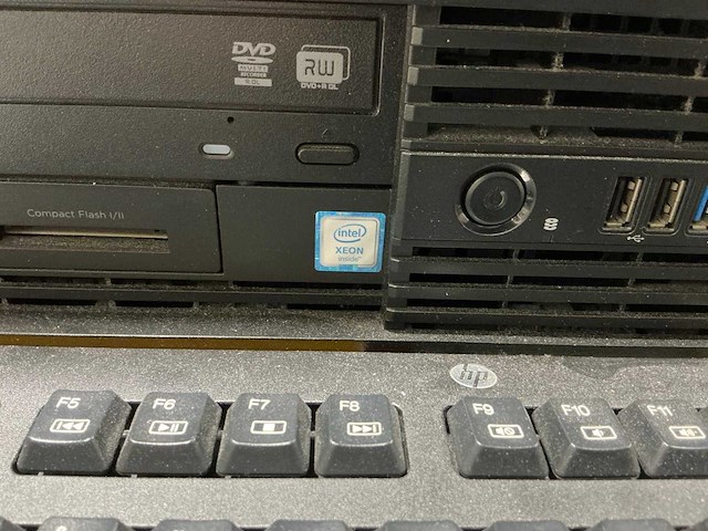 Hp z230 desktop - afbeelding 3 van  6