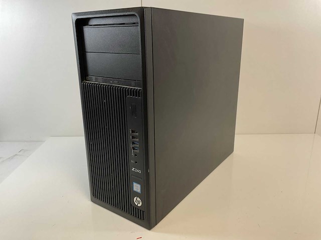 Hp z240, xeon(r) e3-1245 v5, 16 gb ram, 1 tb sata, 256 gb ssd, nvidia quadro k620 2 gb workstation - afbeelding 2 van  5