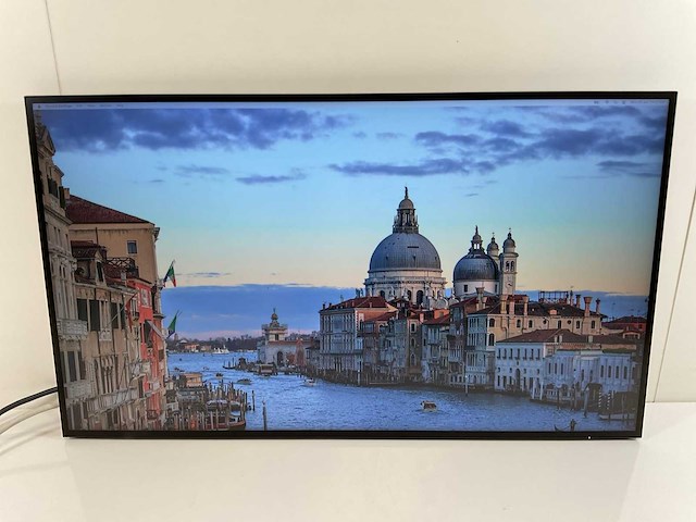 Hp (z27u g3) 27”, 2560x1440 (qhd) ips monitor - afbeelding 1 van  5