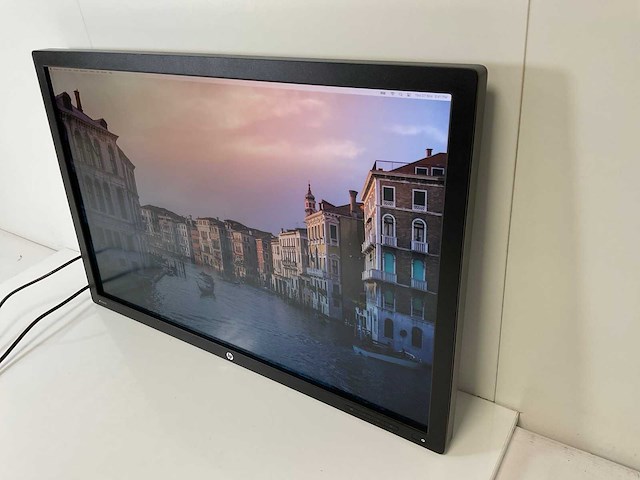 Hp (z30i) 30”, 2560x1600 (qhd) ips monitor - afbeelding 2 van  6