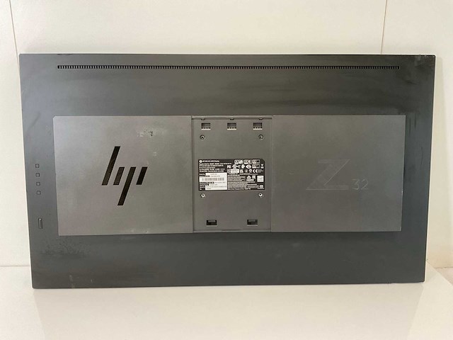 Hp (z32) 32”, 3840x2160 (uhd) ips monitor - afbeelding 4 van  6