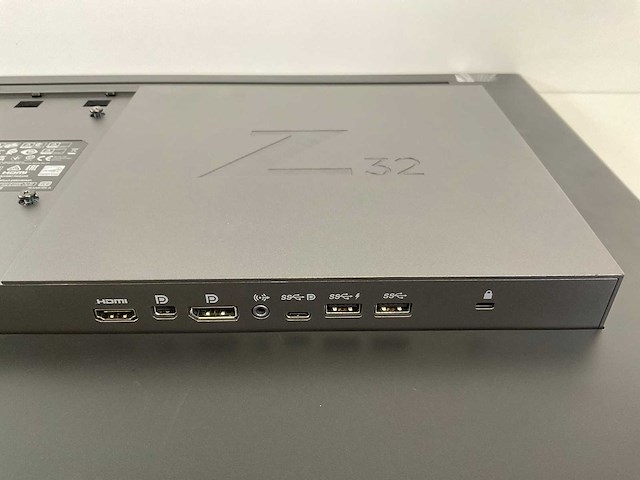 Hp (z32) 32”, 3840x2160 (uhd) ips monitor - afbeelding 11 van  11