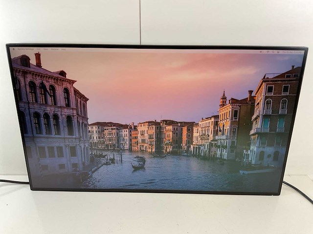 Hp (z32) 32”, 3840x2160 (uhd) ips monitor - afbeelding 1 van  6