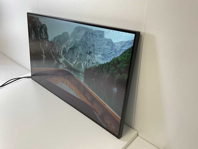Hp (z32) 32”, 3840x2160 (uhd) ips monitor - afbeelding 2 van  6