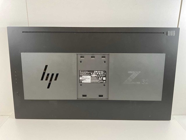 Hp (z32) 32”, 3840x2160 (uhd) ips monitor - afbeelding 4 van  6