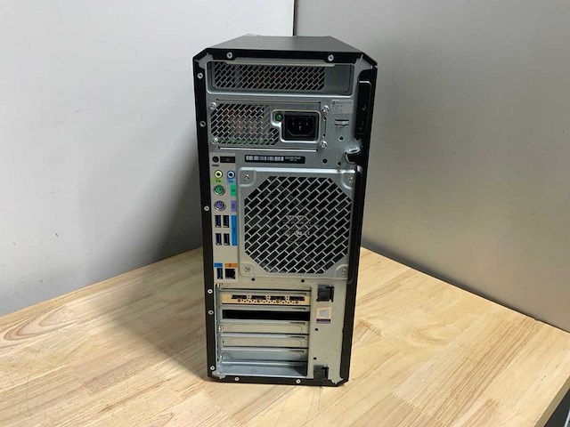 Hp z4 g4 workstation(i9) desktop - afbeelding 2 van  4