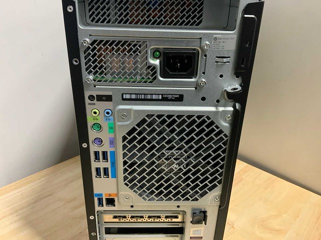 Hp z4 g4 workstation(i9) desktop - afbeelding 3 van  4