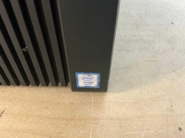 Hp z440 - e5-1620 desktop - afbeelding 2 van  2