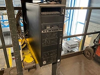 Hp z440 desktop en monitor in verrijdbaar frame - afbeelding 5 van  7