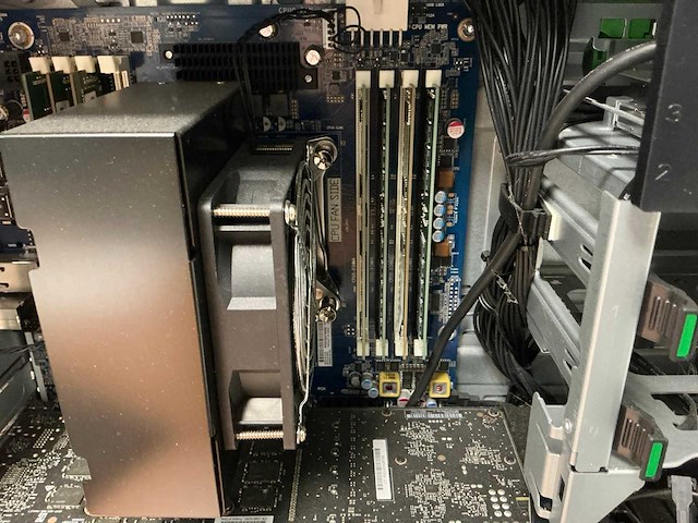 Hp z440 desktop - afbeelding 6 van  7