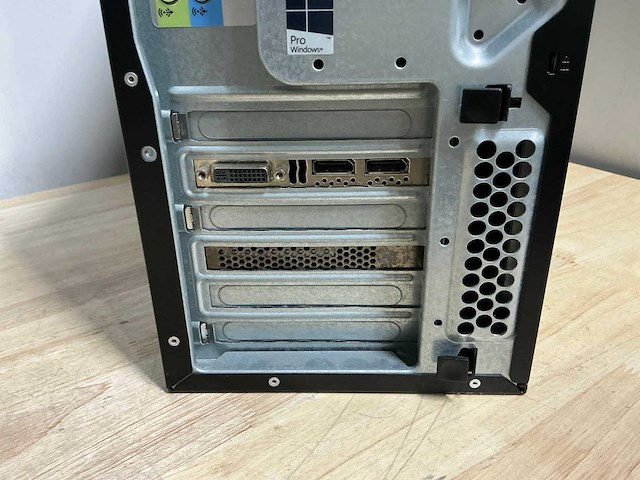 Hp z440 workstation desktop - afbeelding 4 van  4