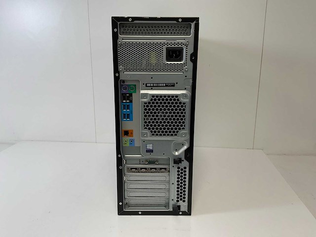 Hp z440, xeon(r) e5-1620 v3, 24 gb ram, no hdd, nvidia quadro m4000 8gb workstations (2x) - afbeelding 11 van  13