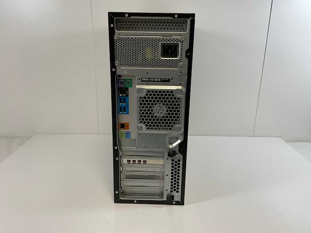 Hp z440, xeon(r) e5-1650 v4, 64 gb ram (4x 16 gb), 512 gb nvme, nvidia quadro k1200 4gb workstations (2x) - afbeelding 2 van  2