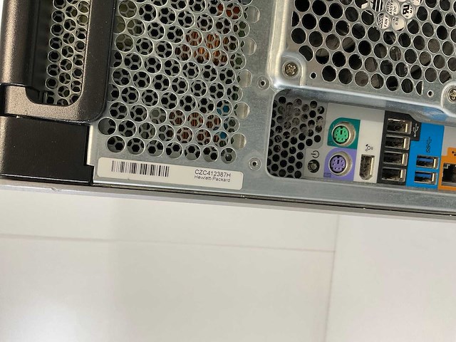 Hp z620, 2x xeon(r) e5-2680 v2, 64 gb ram(8x 8gb), no hdd, nvidia quadro k1200 4gb workstation - afbeelding 3 van  3
