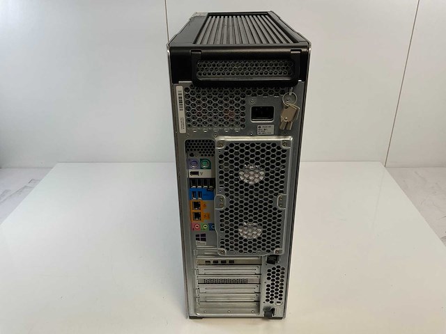 Hp z620, xeon(r) e5-2620 v2, 16 gb ram, 1 tb sata, nvidia nvs 510 2 gb workstation - afbeelding 4 van  5