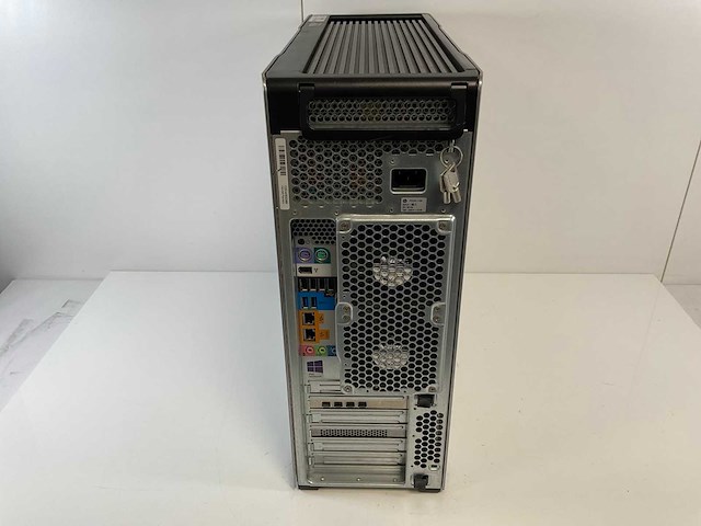 Hp z620, xeon(r) e5-2620 v2, 16 gb ram, 1 tb sata, nvidia nvs 510 2 gb workstation - afbeelding 4 van  5
