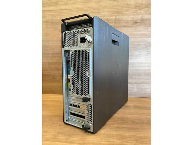 Hp z640 computer - afbeelding 7 van  7