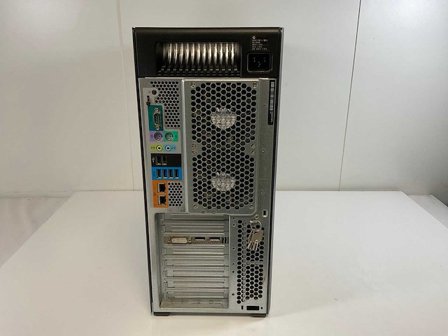 Hp z840, 2x xeon(r) e5-2690 v3, 64 gb ram(8x 8gb), no hdd, nvidia quadro k2200 4gb workstation - afbeelding 1 van  1