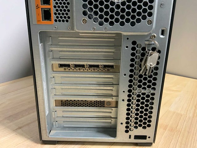 Hp z840 workstation(xeon) desktop - afbeelding 7 van  8