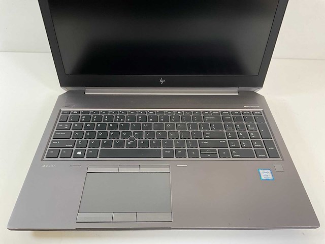 Hp zbook 15 g5 15.5”, core(tm) i7 8th gen, 16 gb ram, 256 gb nvme, nvidia quadro p2000 4 gb mobile work station - afbeelding 4 van  7