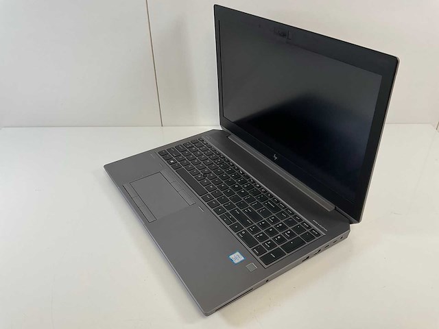 Hp zbook 15 g5 15,5”, core(tm) i7 8th gen, 32 gb ram, 1 tb nvme, nvidia quadro p2000 4 gb mobile workstation - afbeelding 3 van  7